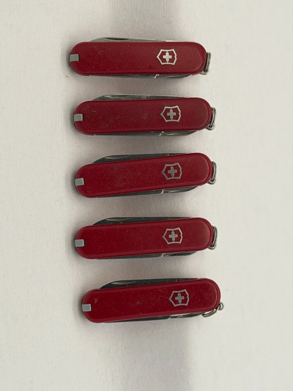 Lot of (5) Victorinox SAK